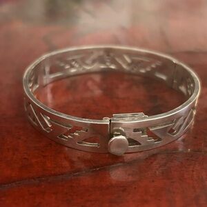 TAXCO Vintage Sterling Silver Hinged Bracelet Bangle Aztec Tribal Cutouts Mexico